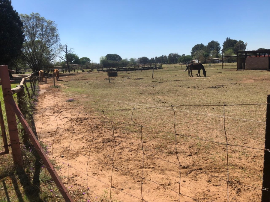 3 Bedroom Property for Sale in Theoville Gauteng