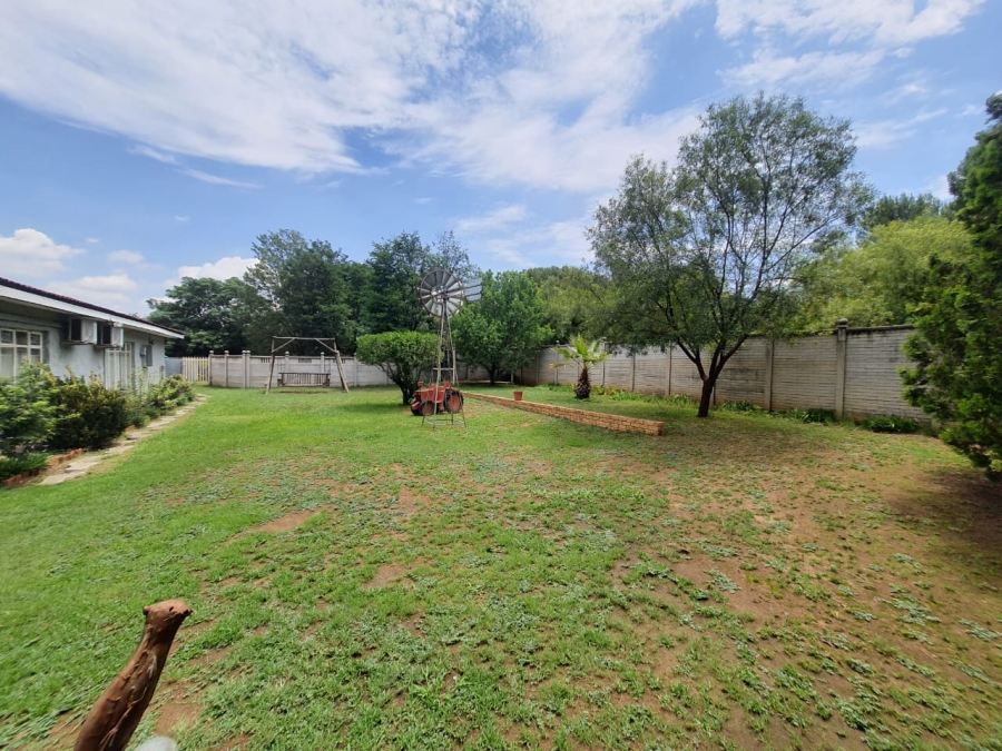 3 Bedroom Property for Sale in Theoville Gauteng