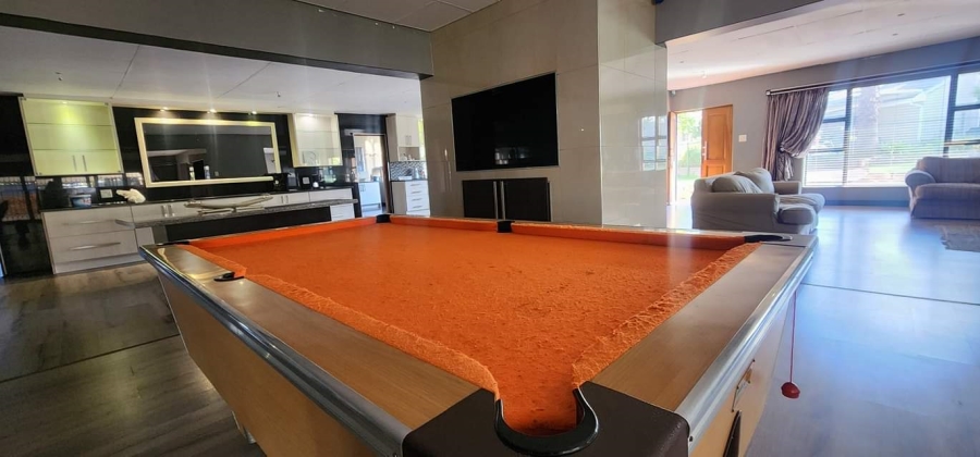 4 Bedroom Property for Sale in Mantevrede Gauteng