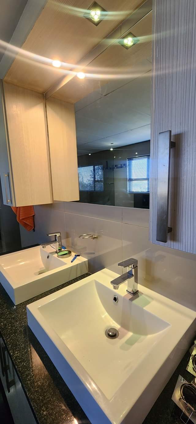 4 Bedroom Property for Sale in Mantevrede Gauteng