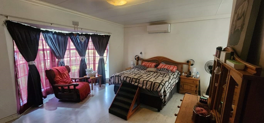 4 Bedroom Property for Sale in Mantevrede Gauteng