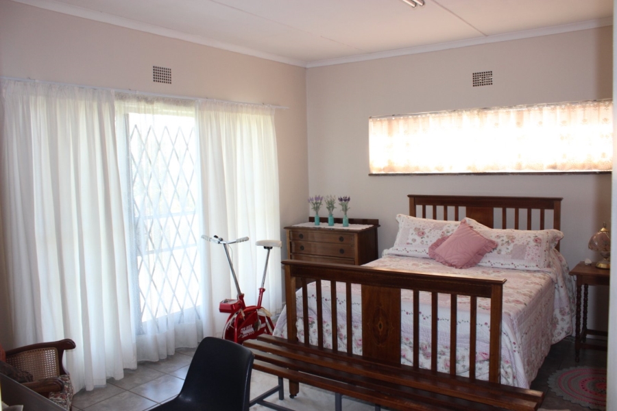 4 Bedroom Property for Sale in Miravaal Gauteng