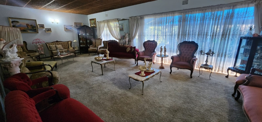4 Bedroom Property for Sale in Rosashof Gauteng