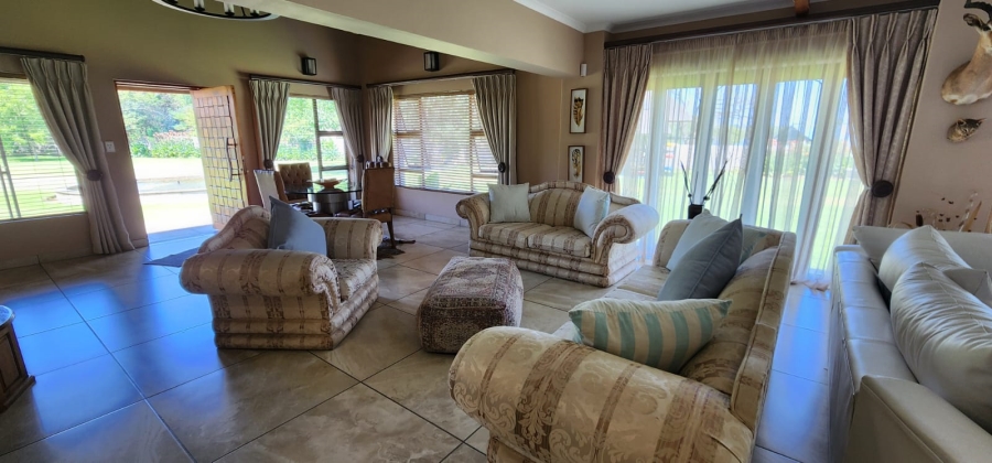 7 Bedroom Property for Sale in Vaalview Gauteng