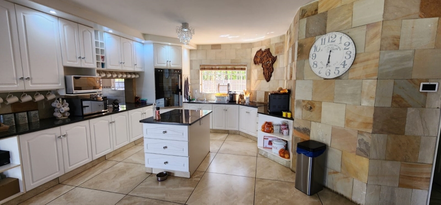 7 Bedroom Property for Sale in Vaalview Gauteng