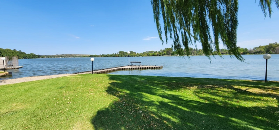 7 Bedroom Property for Sale in Vaalview Gauteng