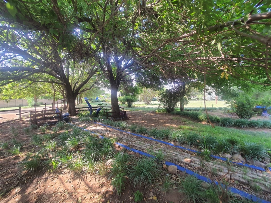 5 Bedroom Property for Sale in Northdene Gauteng