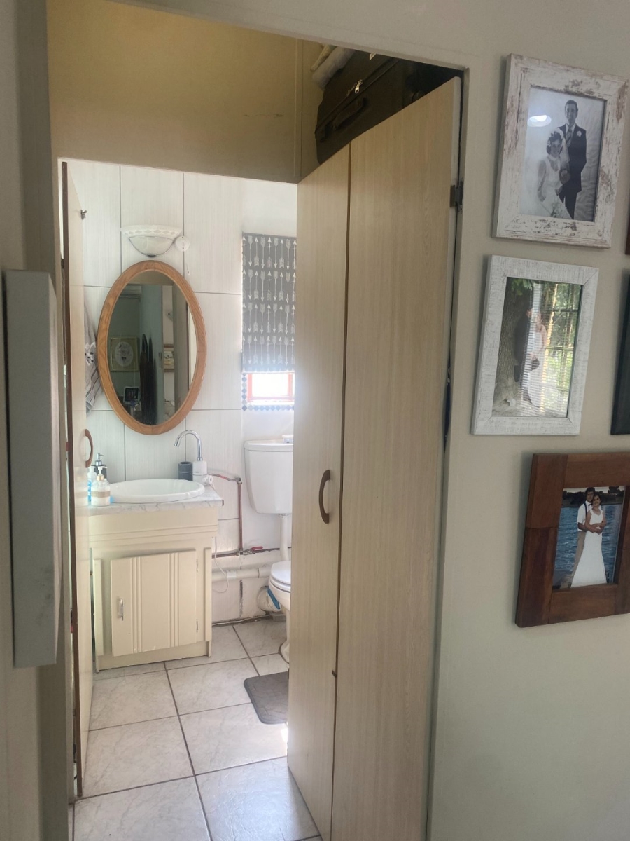 4 Bedroom Property for Sale in Mullerstuine Gauteng