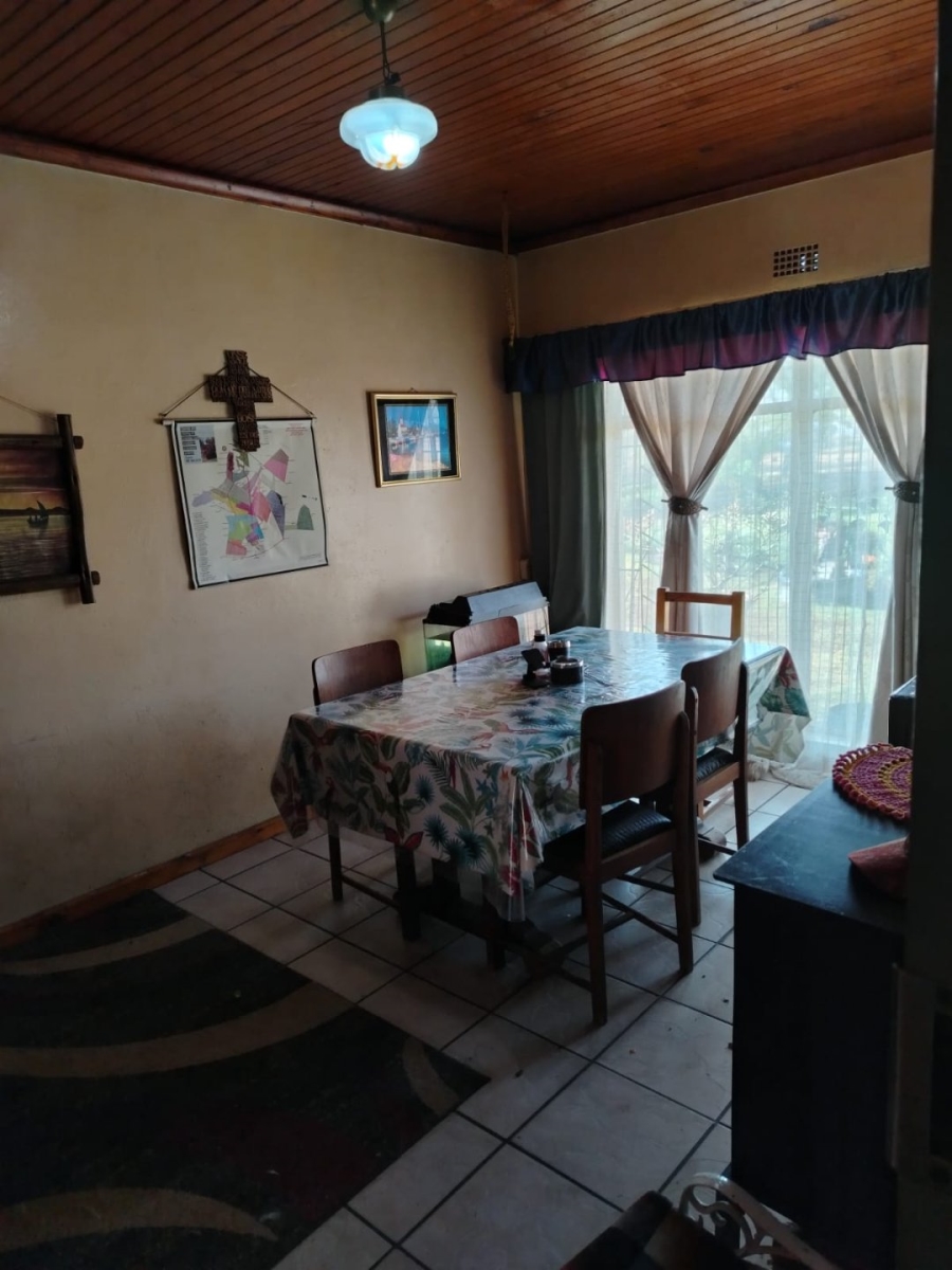 4 Bedroom Property for Sale in Mullerstuine Gauteng