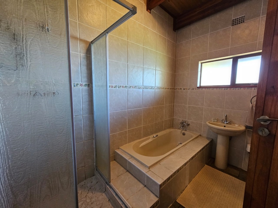 7 Bedroom Property for Sale in Vaalview Gauteng