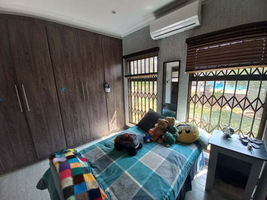 8 Bedroom Property for Sale in Mantevrede Gauteng