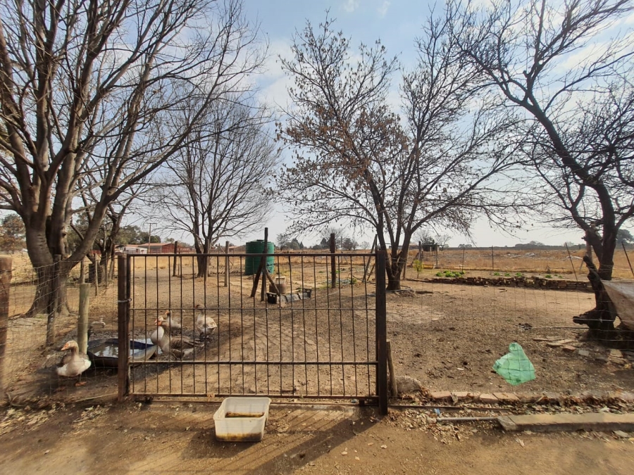 4 Bedroom Property for Sale in Louisrus Gauteng