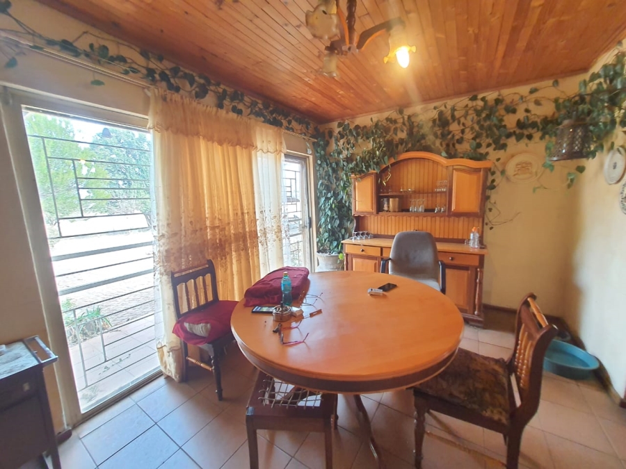 4 Bedroom Property for Sale in Louisrus Gauteng