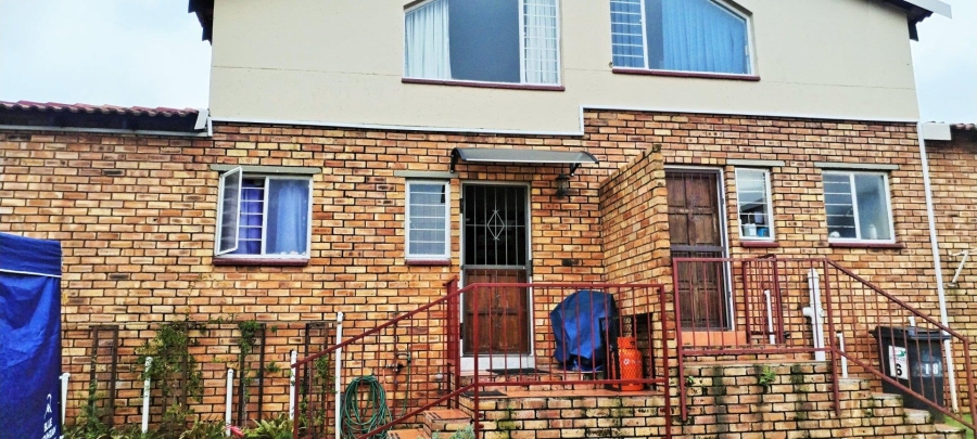 2 Bedroom Property for Sale in Rangeview Gauteng