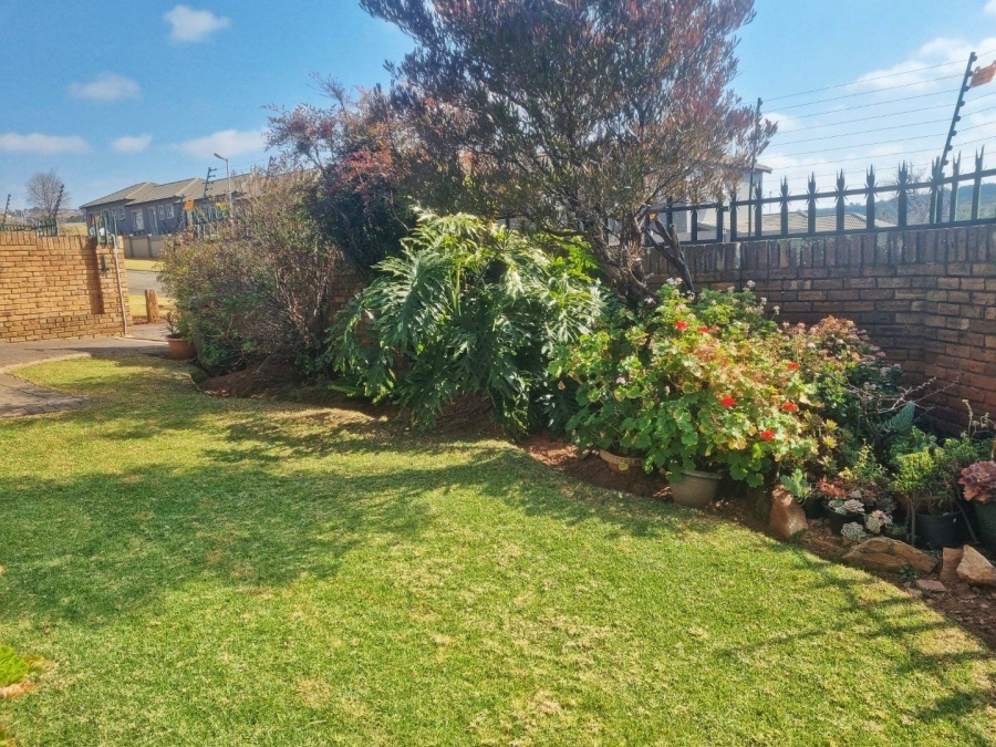 3 Bedroom Property for Sale in Rangeview Gauteng