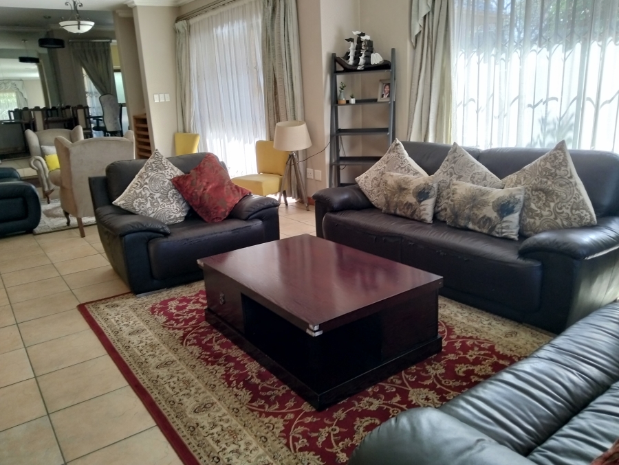 5 Bedroom Property for Sale in Ferndale Gauteng