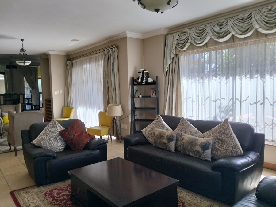 5 Bedroom Property for Sale in Ferndale Gauteng