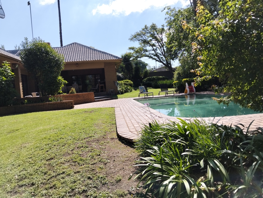 5 Bedroom Property for Sale in Ferndale Gauteng