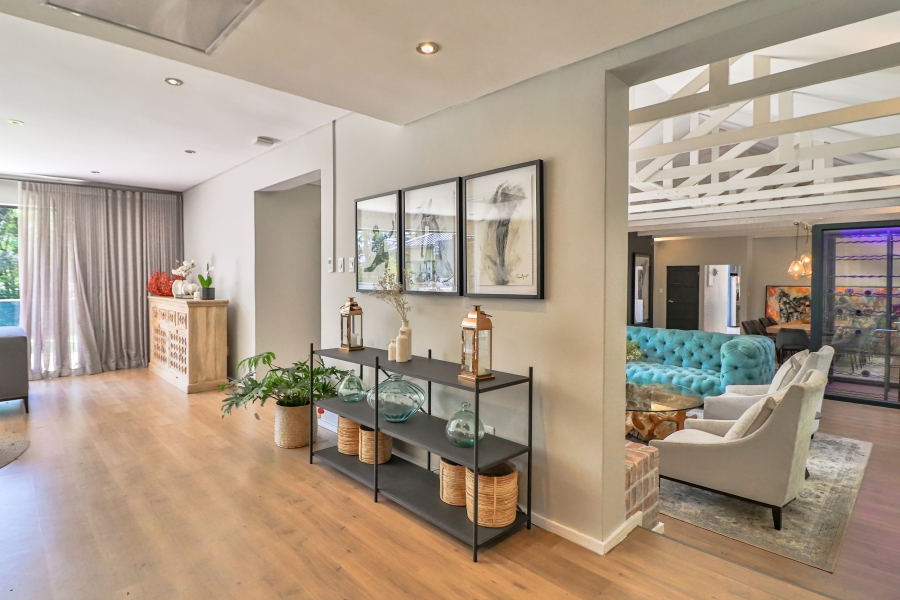 8 Bedroom Property for Sale in Bryanston Gauteng