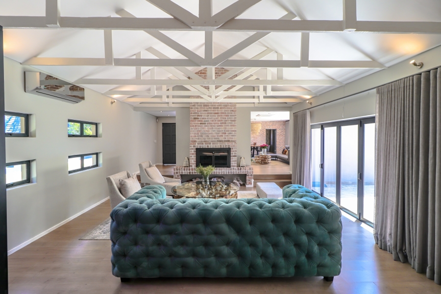 8 Bedroom Property for Sale in Bryanston Gauteng