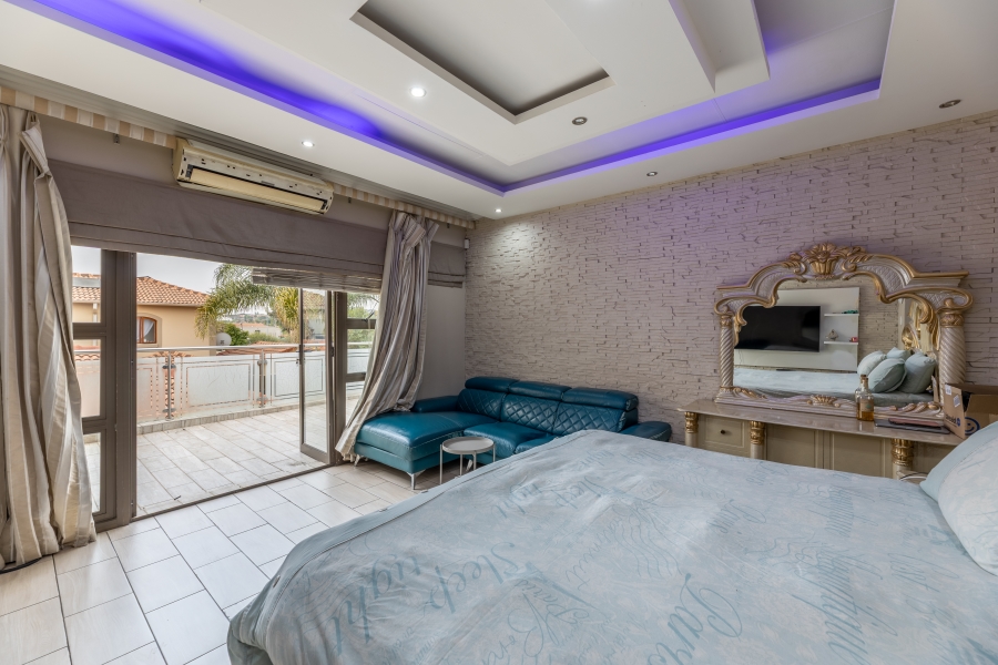 4 Bedroom Property for Sale in Broadacres Gauteng