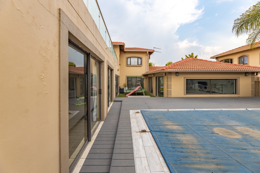 4 Bedroom Property for Sale in Broadacres Gauteng