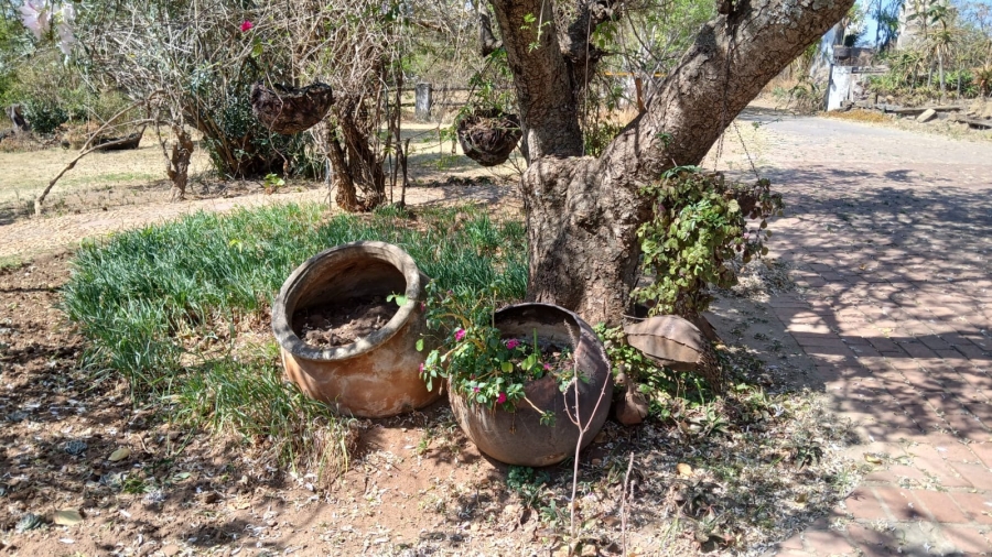 9 Bedroom Property for Sale in Mnandi Gauteng