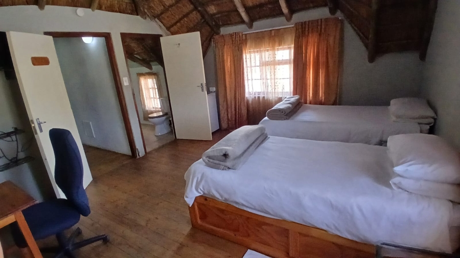 9 Bedroom Property for Sale in Mnandi Gauteng
