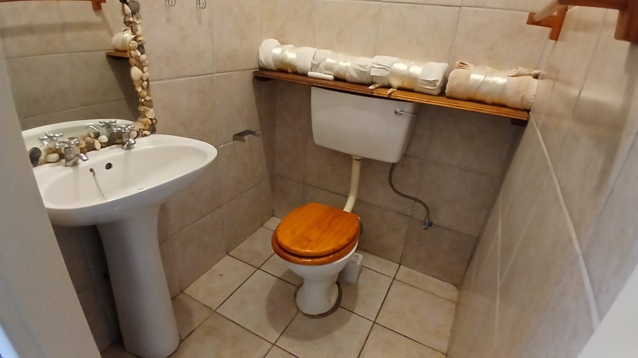 9 Bedroom Property for Sale in Mnandi Gauteng