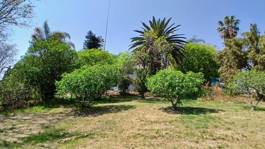 9 Bedroom Property for Sale in Mnandi Gauteng