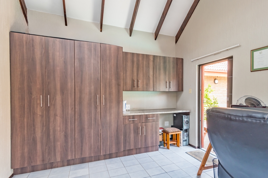 4 Bedroom Property for Sale in Clubview Gauteng