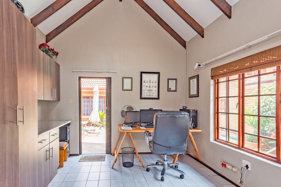 4 Bedroom Property for Sale in Clubview Gauteng
