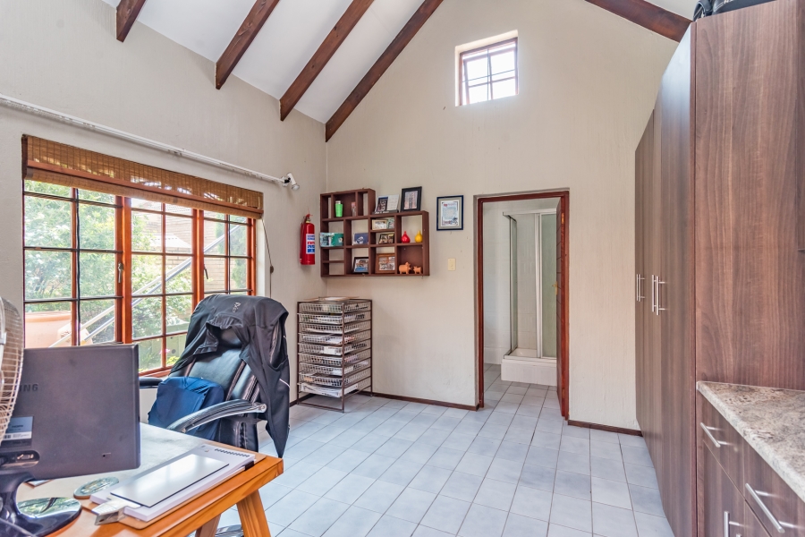 4 Bedroom Property for Sale in Clubview Gauteng