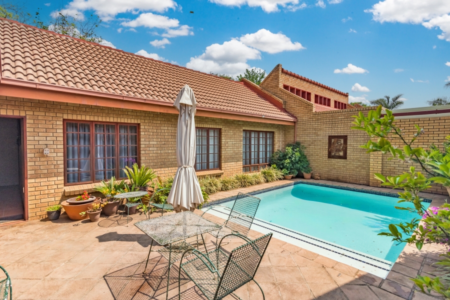 4 Bedroom Property for Sale in Clubview Gauteng
