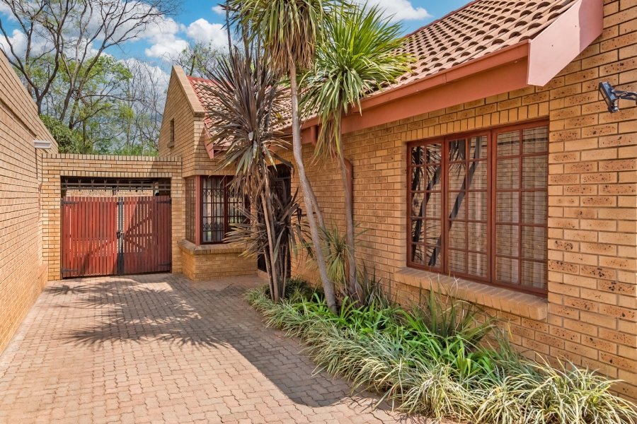 4 Bedroom Property for Sale in Clubview Gauteng