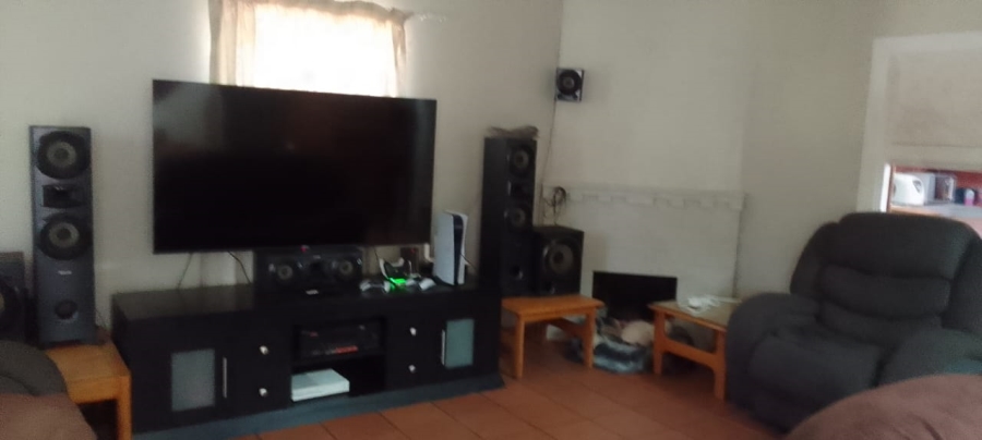 3 Bedroom Property for Sale in Moregloed Gauteng