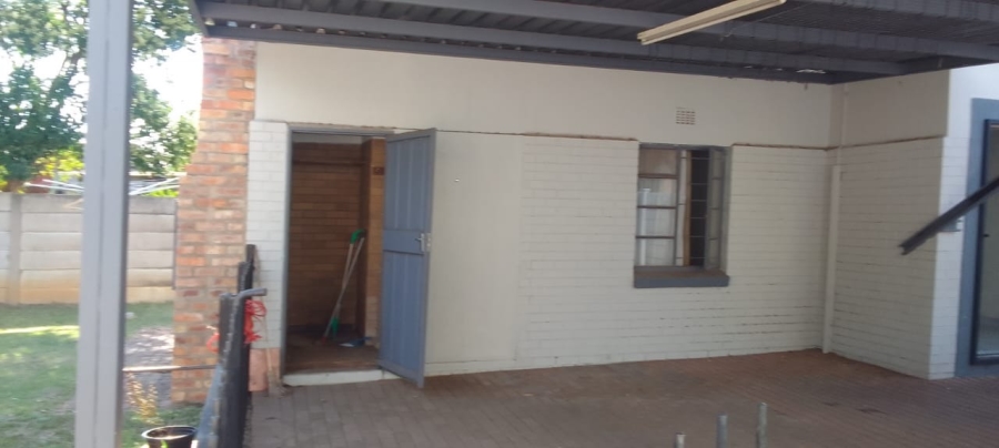 3 Bedroom Property for Sale in Moregloed Gauteng