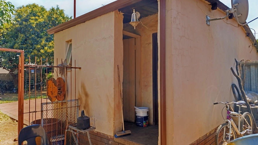 5 Bedroom Property for Sale in Danville Gauteng