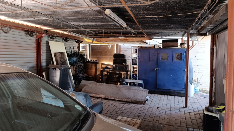 5 Bedroom Property for Sale in Danville Gauteng
