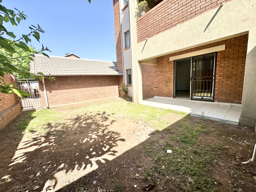 2 Bedroom Property for Sale in Noordwyk Gauteng