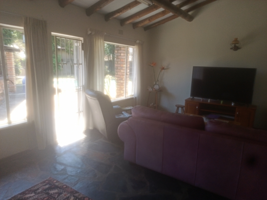 3 Bedroom Property for Sale in Verwoerdpark Gauteng