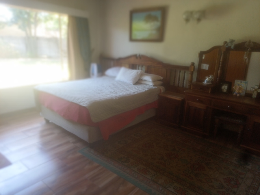3 Bedroom Property for Sale in Verwoerdpark Gauteng