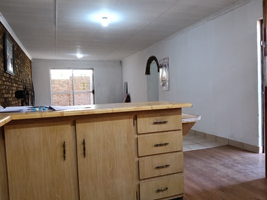 3 Bedroom Property for Sale in Homelake Gauteng