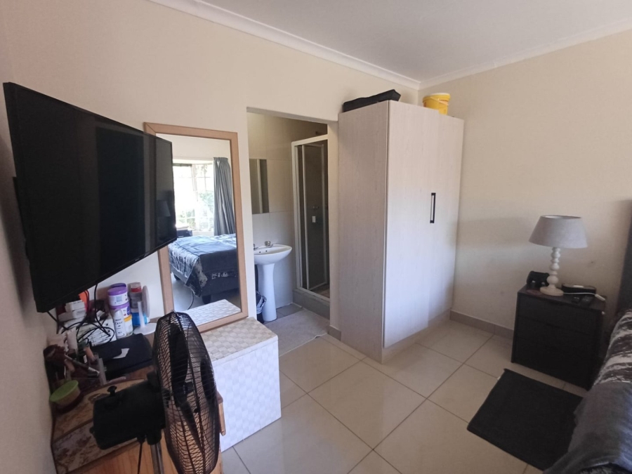 3 Bedroom Property for Sale in Wilgeheuwel Gauteng