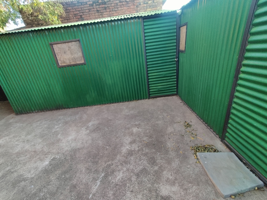 5 Bedroom Property for Sale in The Orchards Gauteng