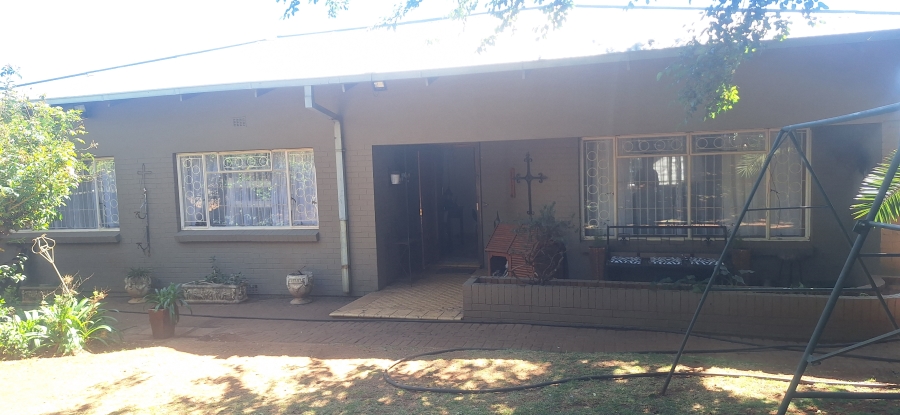 3 Bedroom Property for Sale in Wentworth Park Gauteng