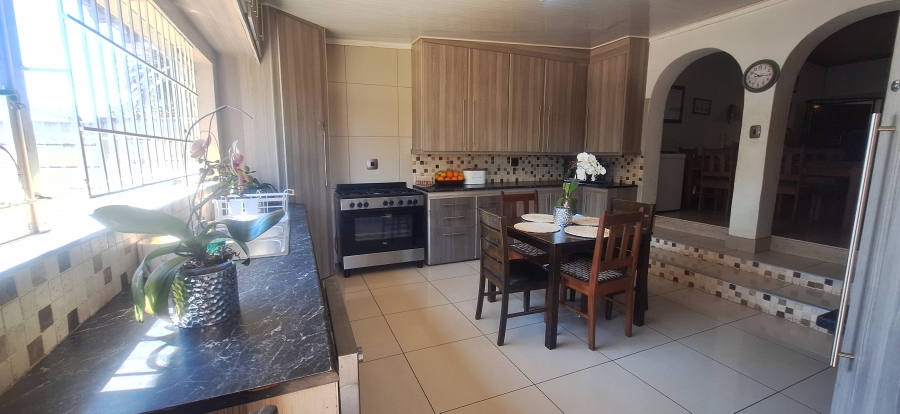 3 Bedroom Property for Sale in Wentworth Park Gauteng