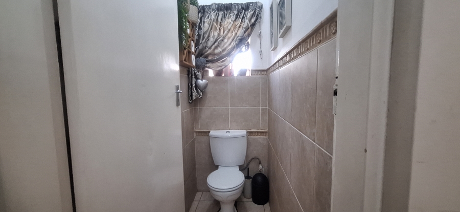 3 Bedroom Property for Sale in Wentworth Park Gauteng