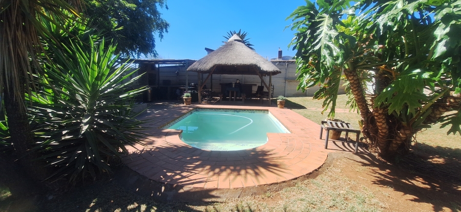 3 Bedroom Property for Sale in Wentworth Park Gauteng