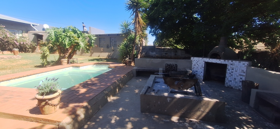 3 Bedroom Property for Sale in Wentworth Park Gauteng